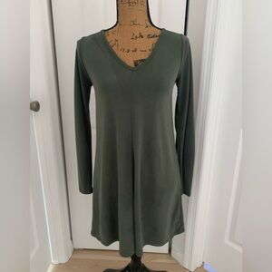 Abercrombie & Fitch green dress. Adorable